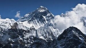 Indonesia’s Hidden Alps: Snow-Capped Mountains in Papua You Need to Know